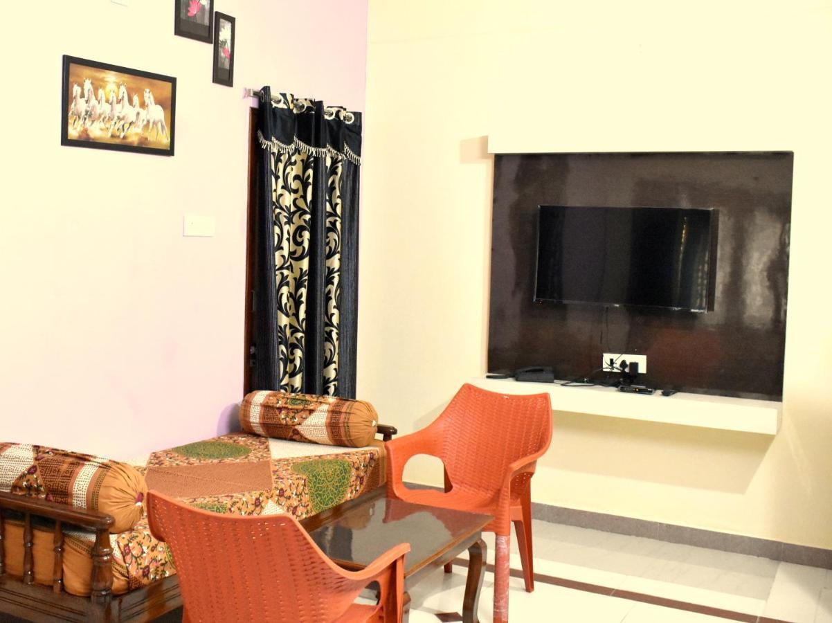 Sannidhi Service Apartments Τιρουπάτι Εξωτερικό φωτογραφία